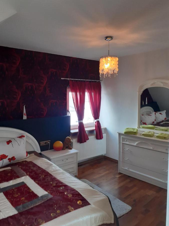 Gemuetliche Zimmer Kaisersesch Esterno foto